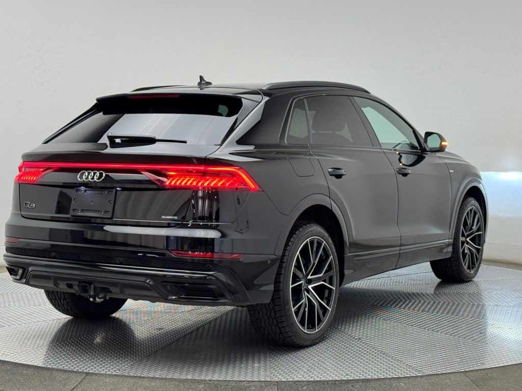 2022 Audi Q8 Premium Plus 12