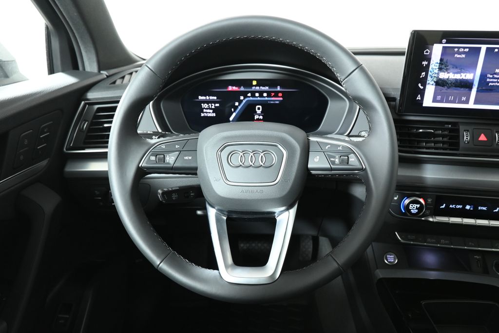 2025 Audi Q5  14