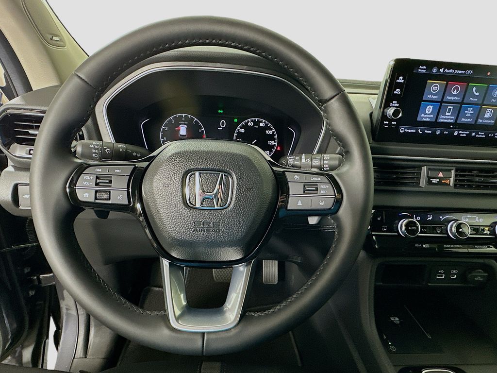 Thumbnail: 2025 Honda Pilot - 10