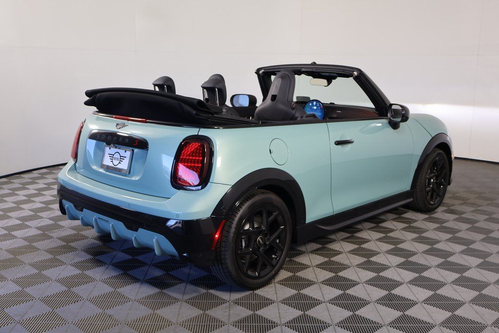 Thumbnail: 2026 MINI Cooper - 4