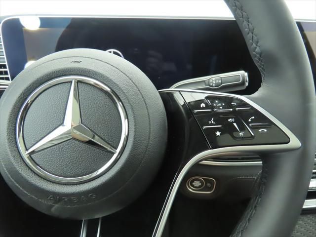 Thumbnail: 2025 Mercedes-Benz GLE - 13