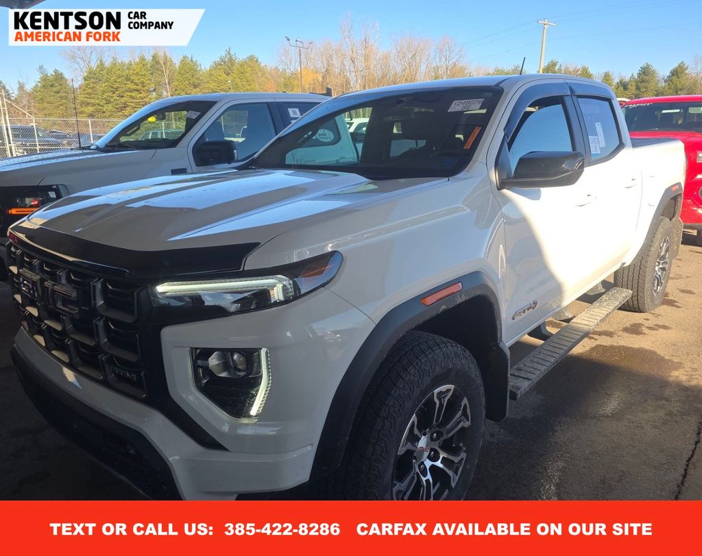2025 GMC Canyon AT4 Crew Cab 4WD