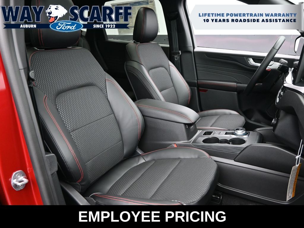 2025 Ford Escape ST-Line Elite
