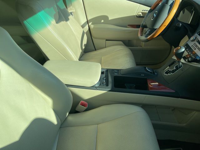 Thumbnail: 2011 Lexus RX - 7