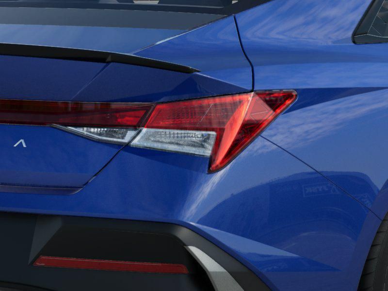 Thumbnail: 2025 Hyundai Elantra - 10