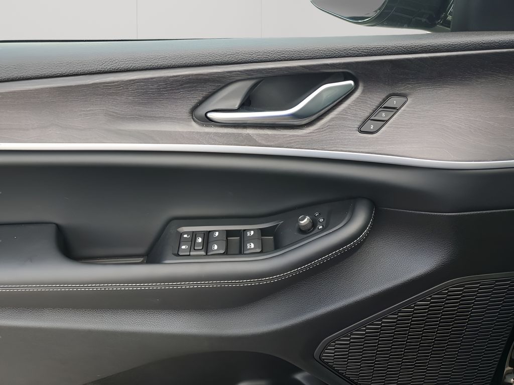 New Car 2025 Jeep Grand Cherokee L  Limited For Sale Under $40,000 In Austin, Texas