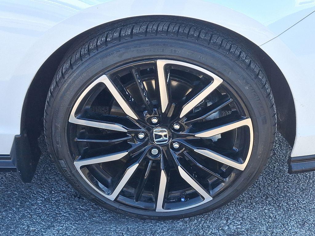 Thumbnail: 2025 Honda Accord - 8