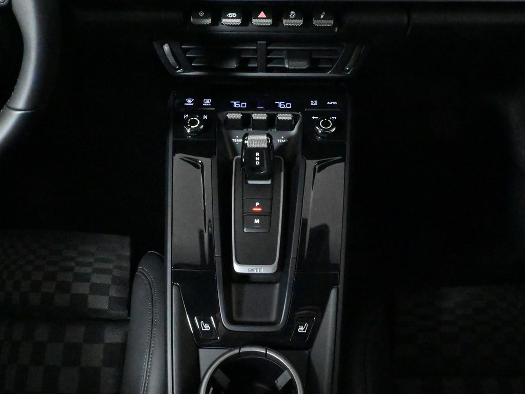 Thumbnail: 2026 Porsche 911 - 25