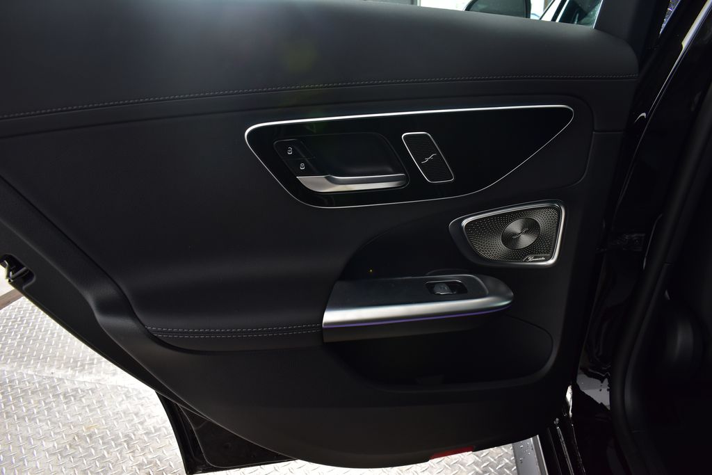 Thumbnail: 2025 Mercedes-Benz C-Class - 29