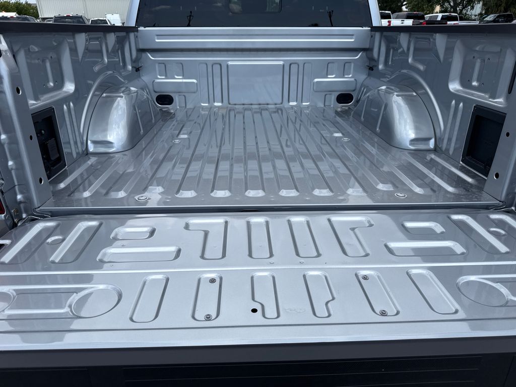 New 2026 Silver Ford XLT image 21