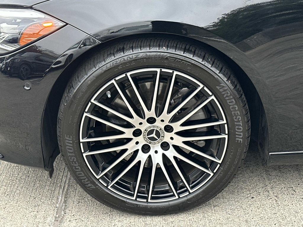 Thumbnail: 2025 Mercedes-Benz C-Class - 14