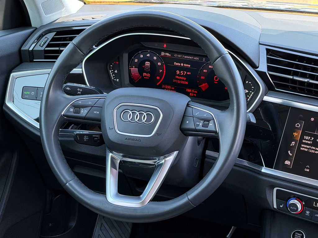 Thumbnail: 2023 Audi Q3 - 17
