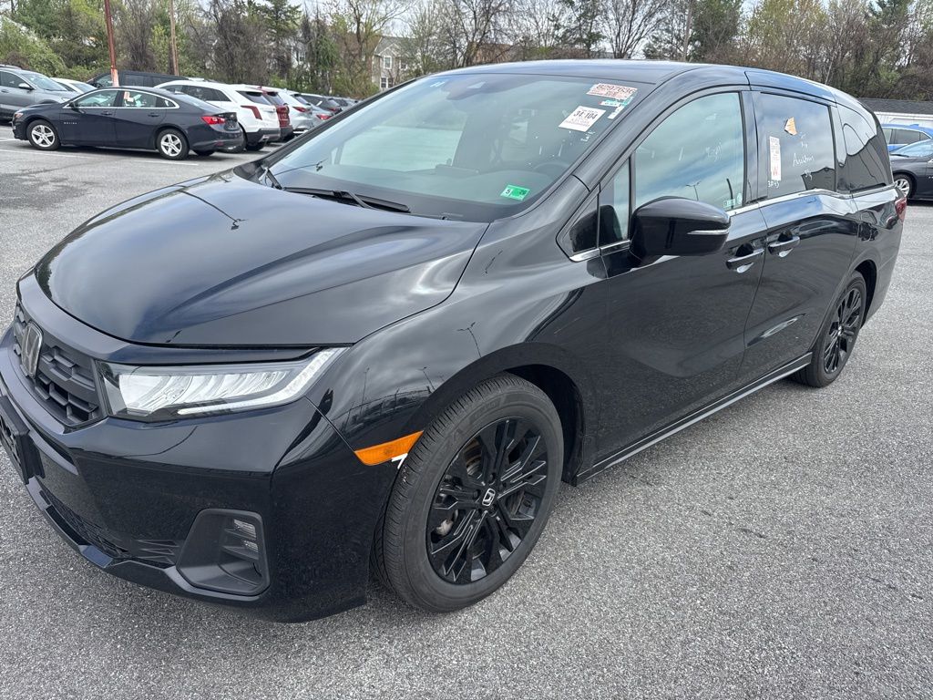 View vehicle photo 7