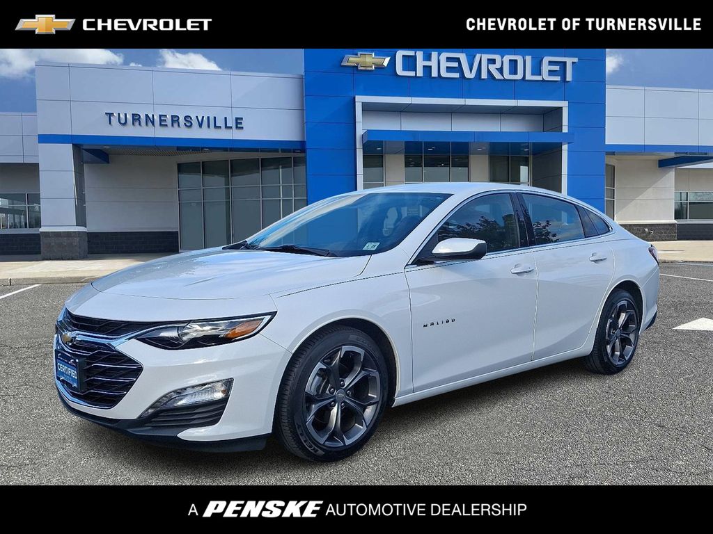 Thumbnail: 2022 Chevrolet Malibu - 1