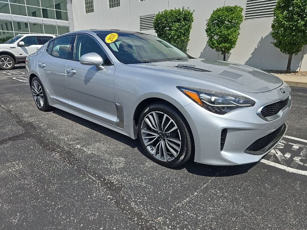 Thumbnail: 2018 Kia Stinger - 4