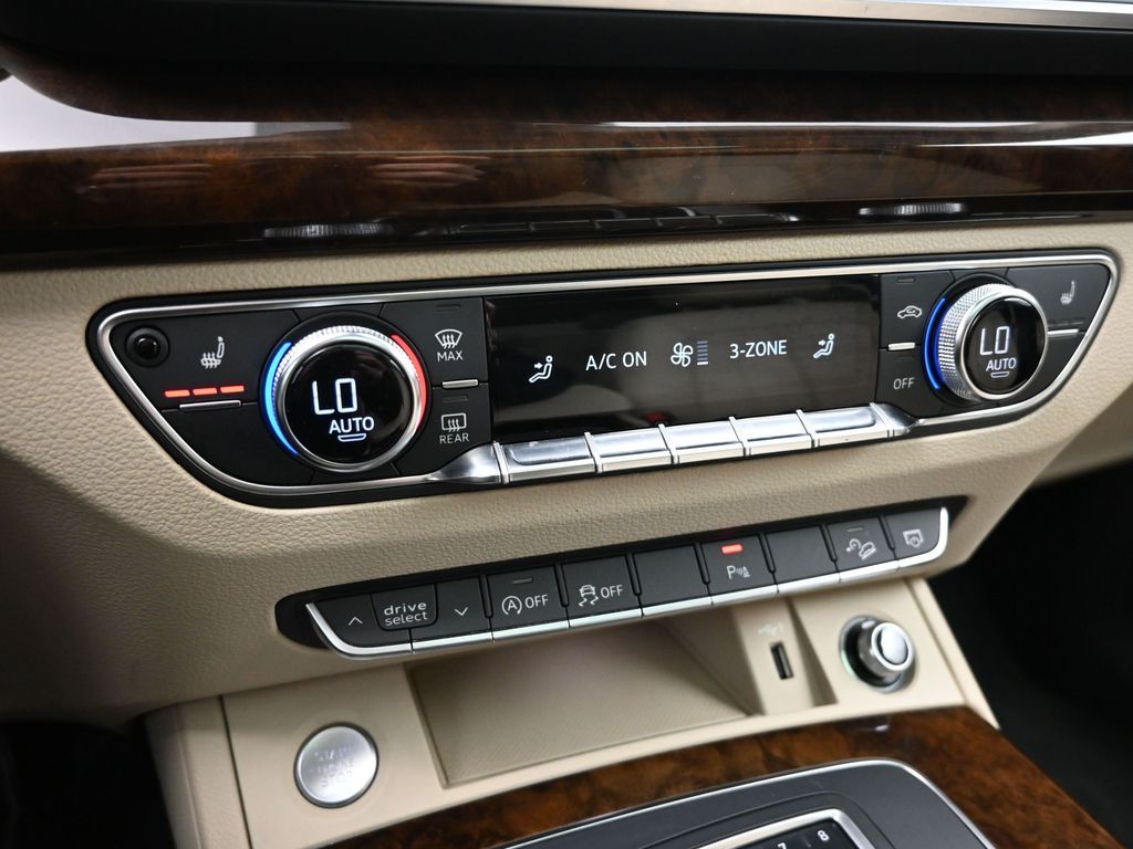 2018 Audi Q5 2.0T quattro Premium Plus