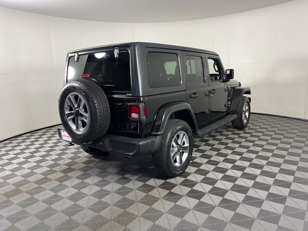 2018 Jeep Wrangler Unlimited Sahara 10