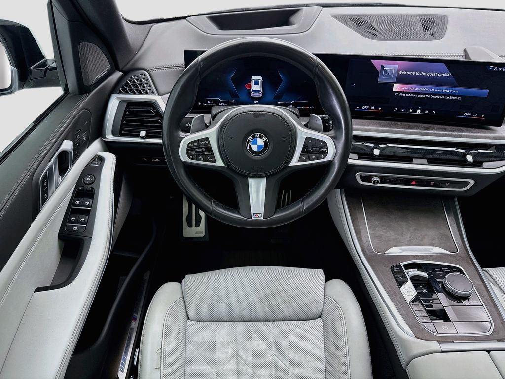 Thumbnail: 2024 BMW X5 - 10