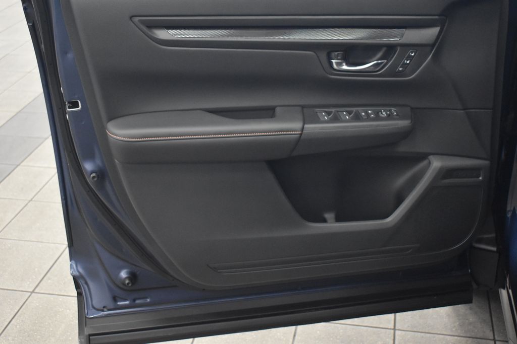 2026 Honda CR-V  8
