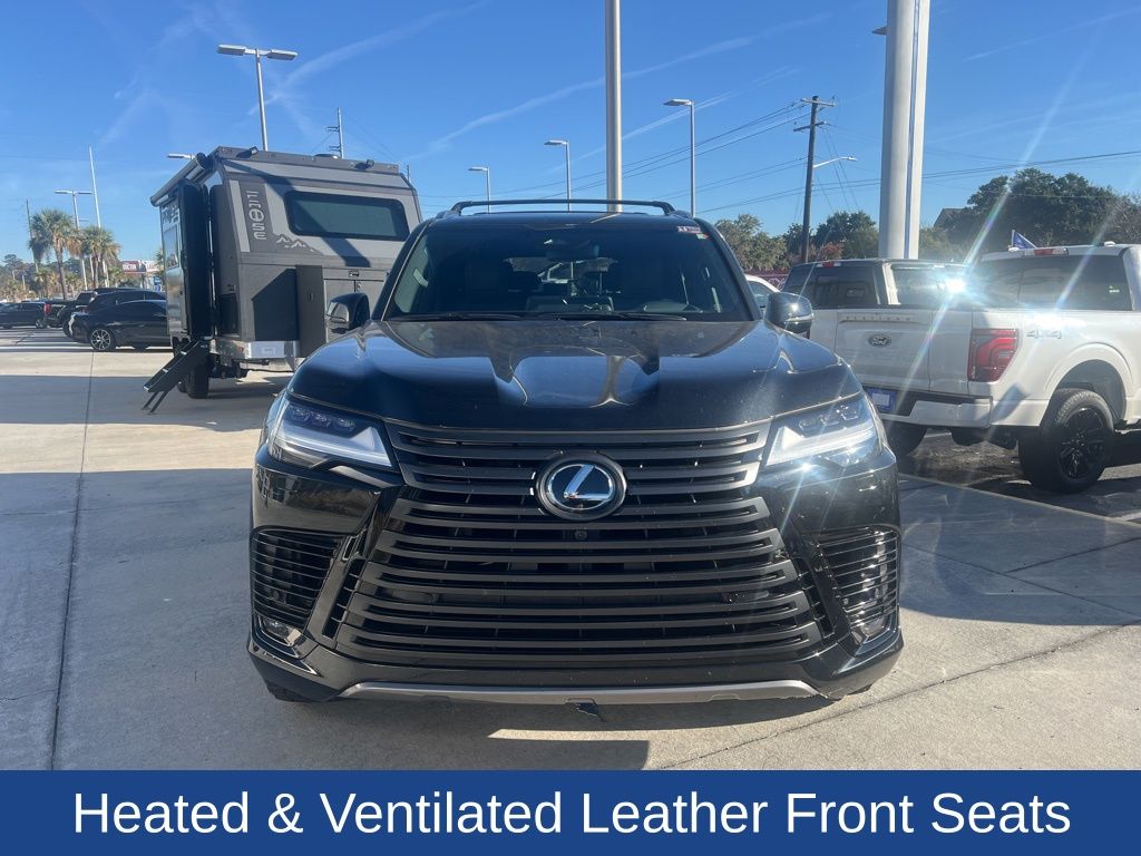 2025 Lexus LX 700h Overtrail