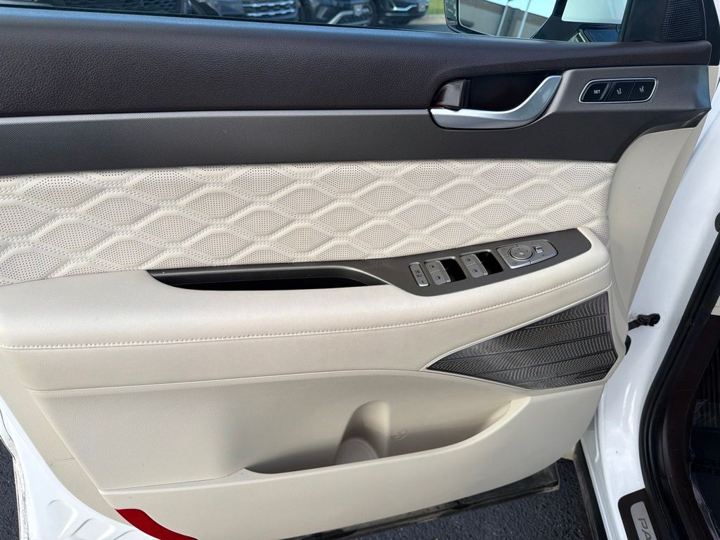 Used 2020 White Hyundai Limited image 9