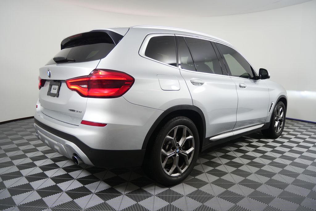 Thumbnail: 2021 BMW X3 - 3