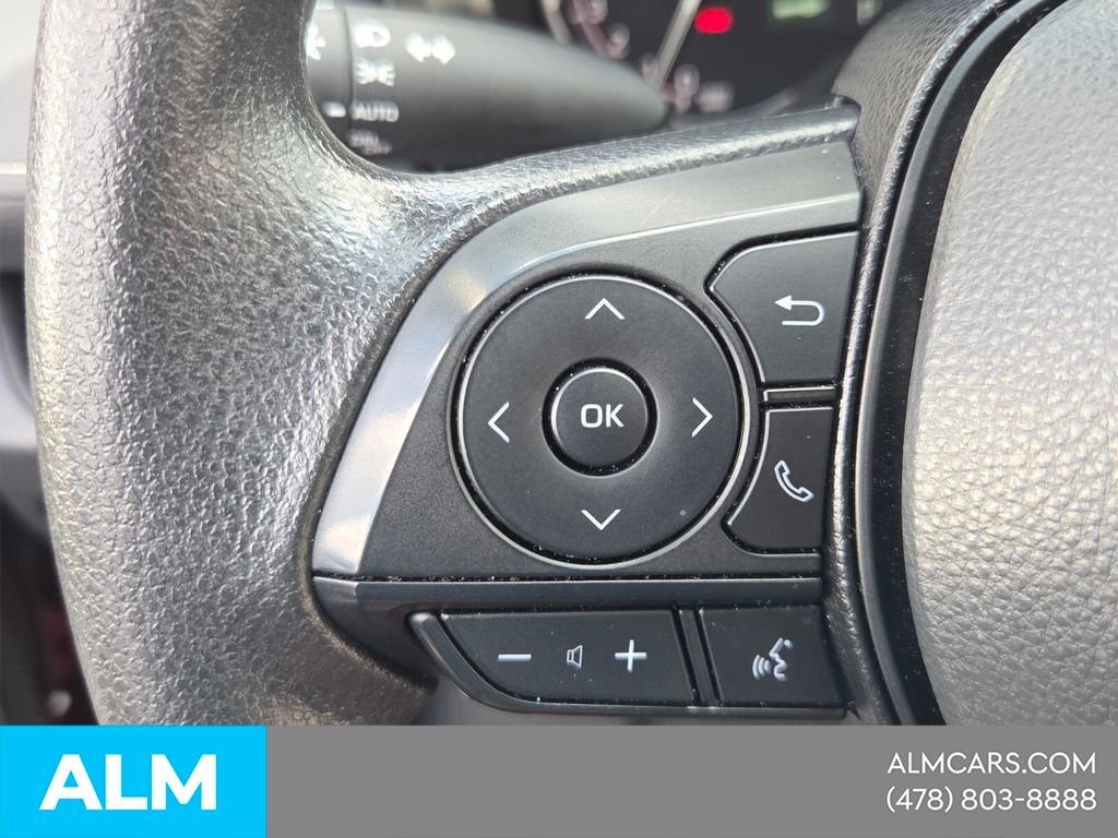 Used 2025 Red Toyota XLE image 28