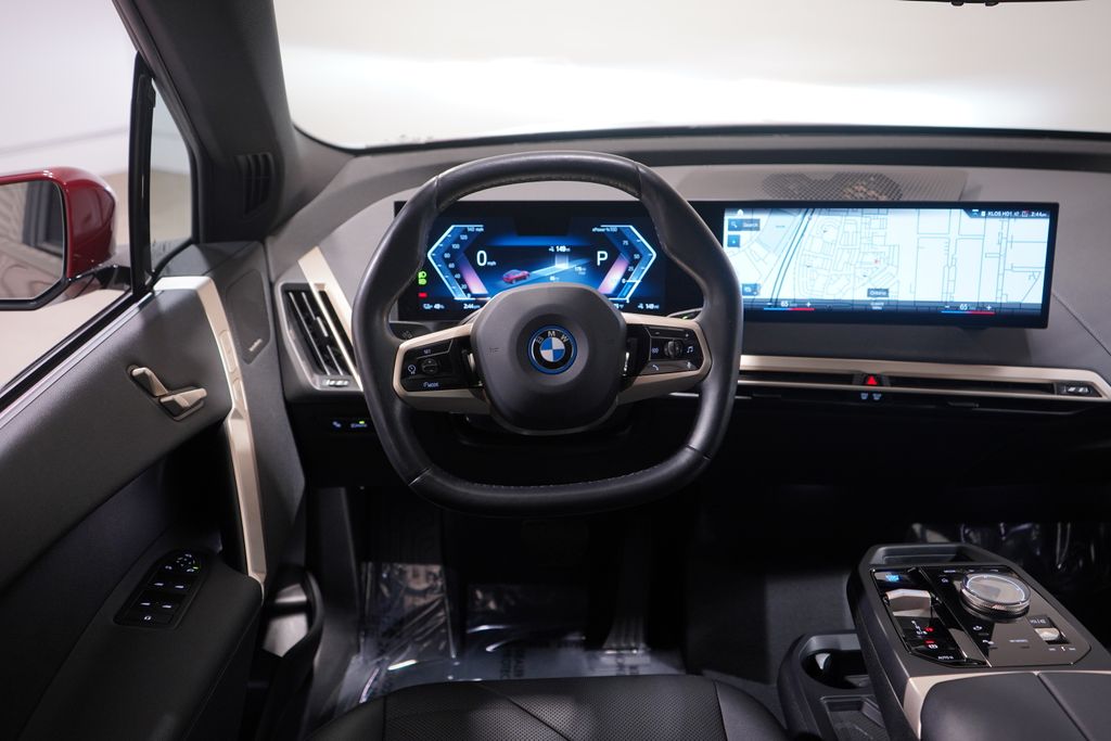 Thumbnail: 2023 BMW iX - 11