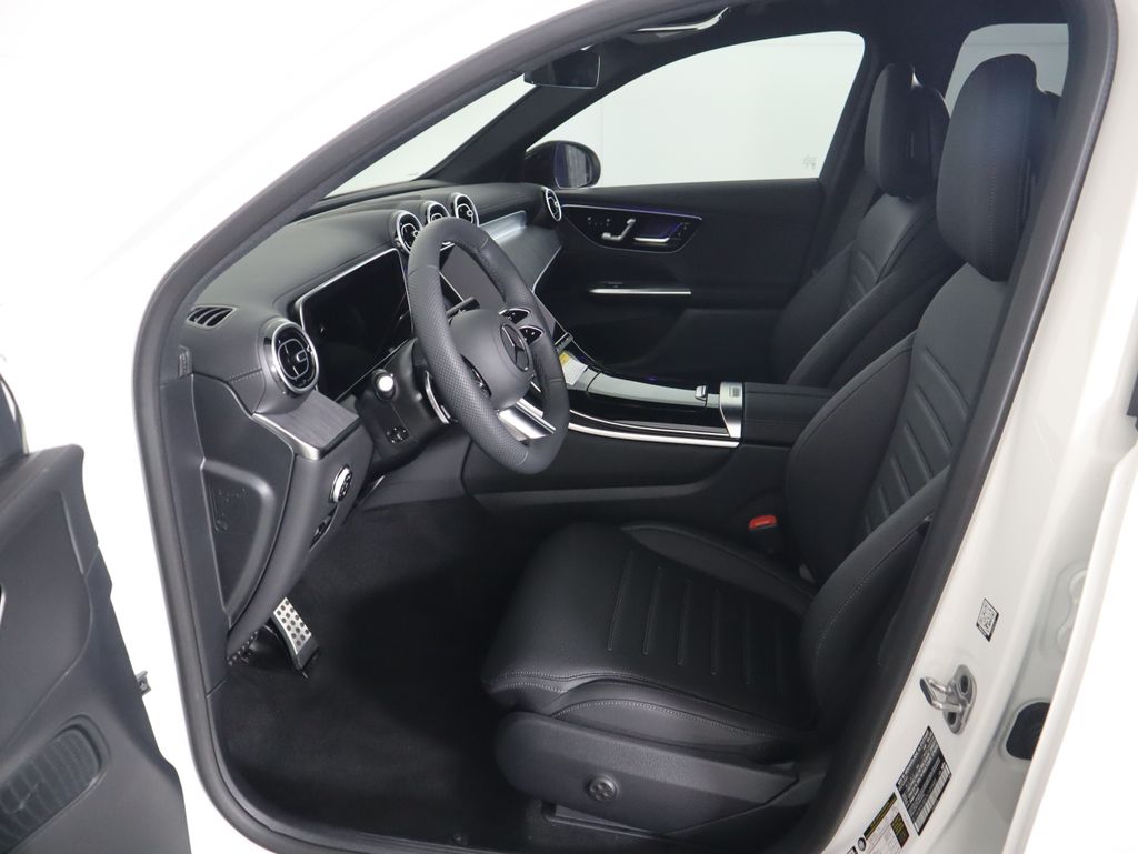 Thumbnail: 2026 Mercedes-Benz GLC - 20