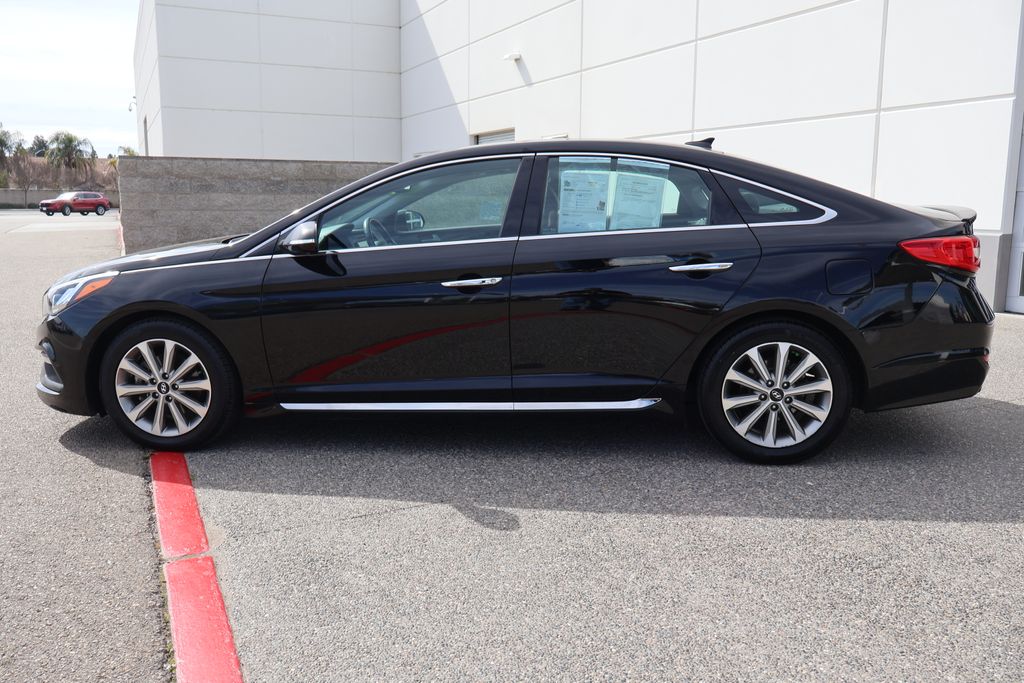 2016 Hyundai Sonata Base 8