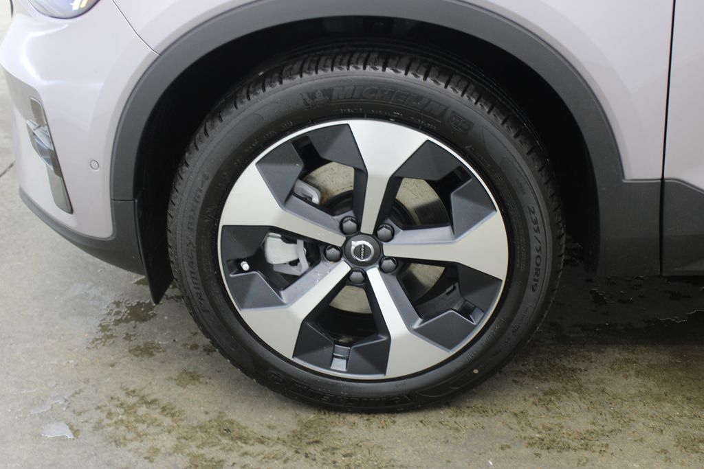 new 2026 Volvo XC40 car