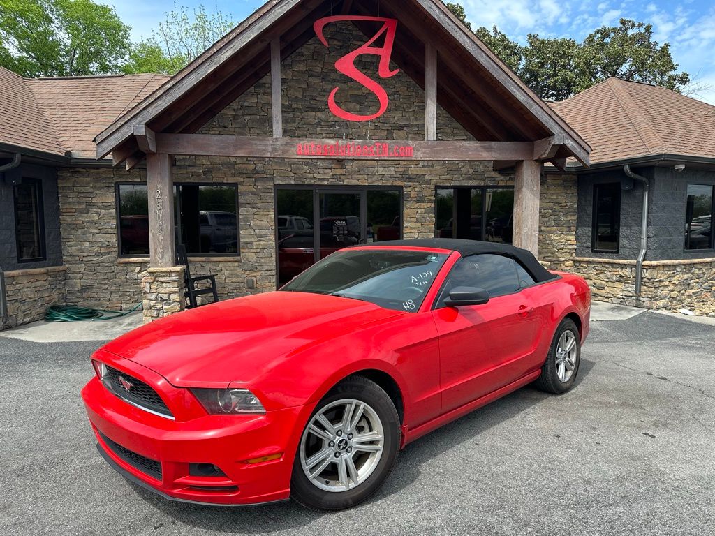 Race Red 2014 Ford Mustang V6 Convertible RWD Convertible Rear-Wheel Drive 6-Speed Automatic