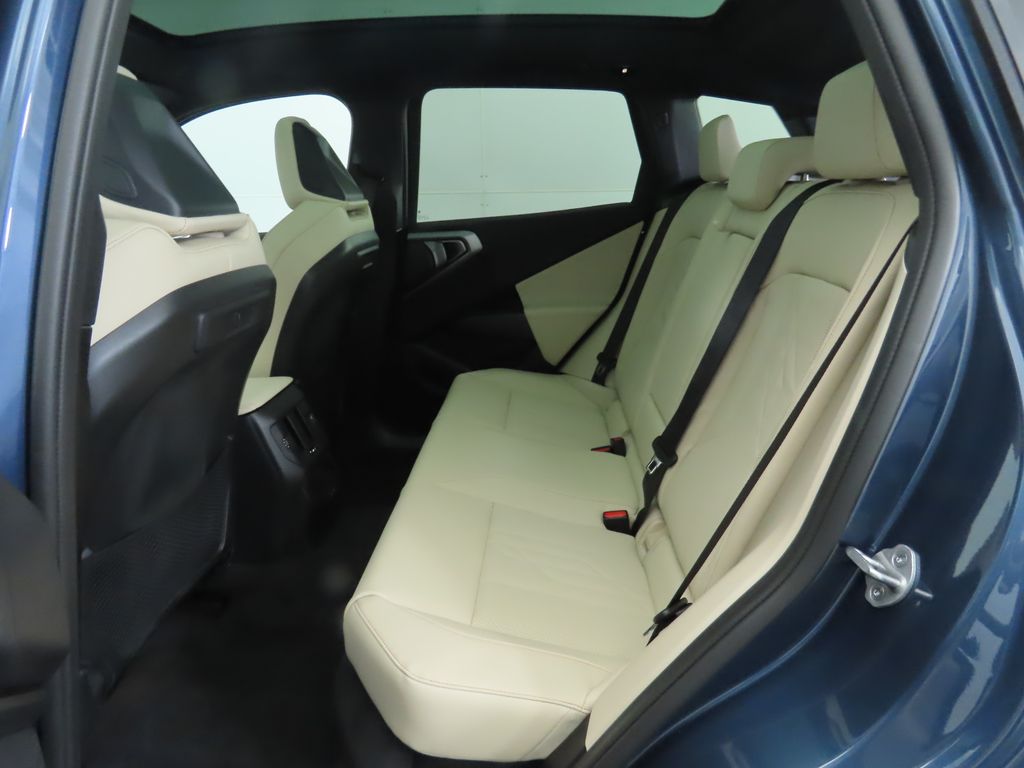 Thumbnail: 2026 BMW X3 - 22