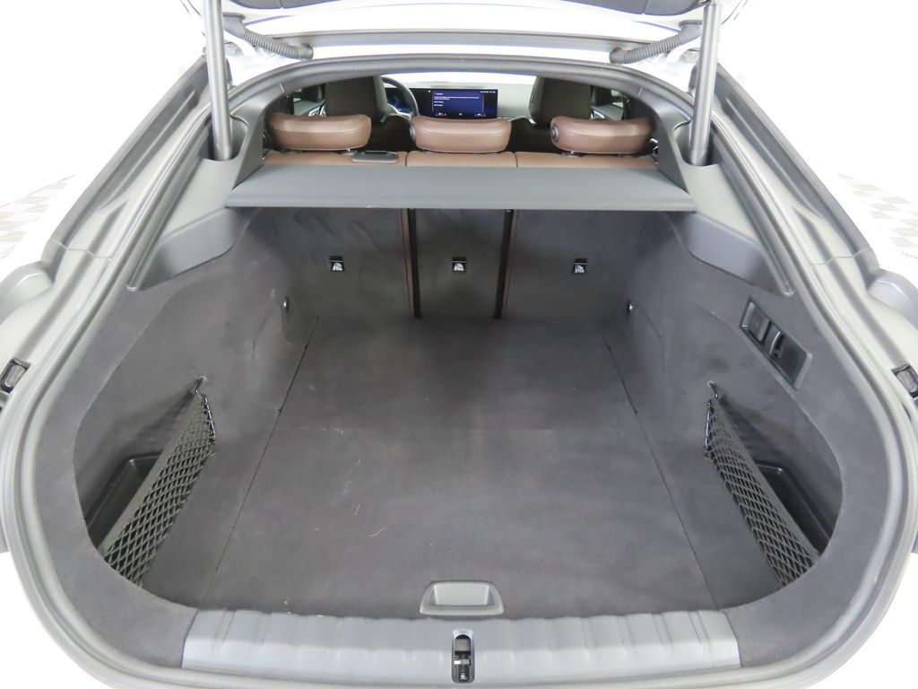 2022 BMW i4 eDrive40 28