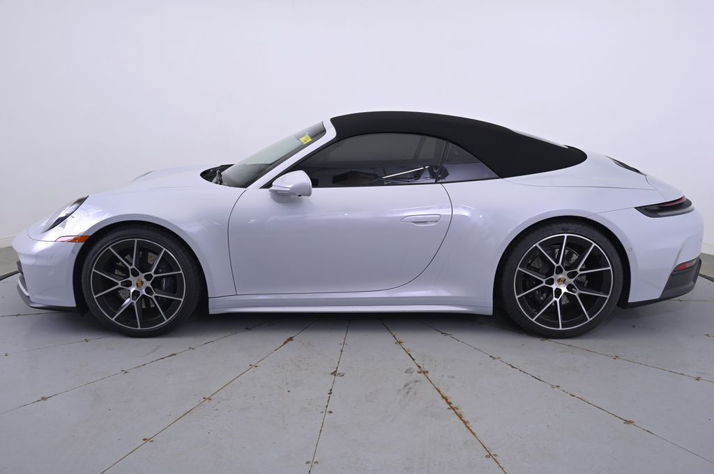 Thumbnail: 2025 Porsche 911 - 12