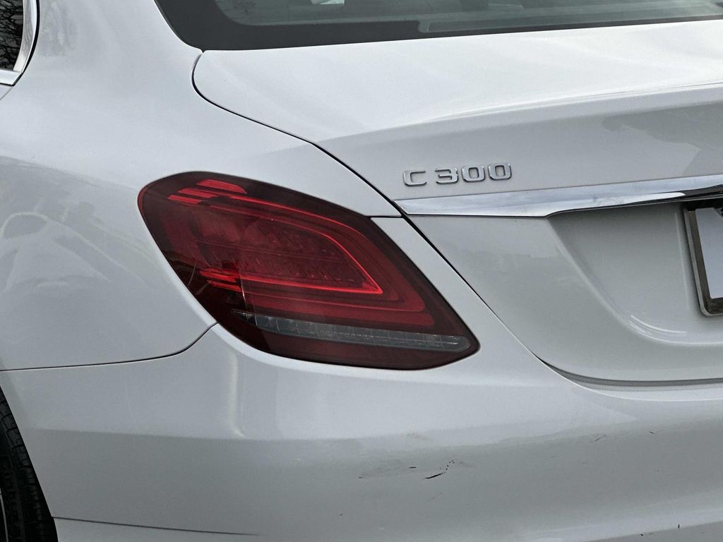 Thumbnail: 2019 Mercedes-Benz C-Class - 12