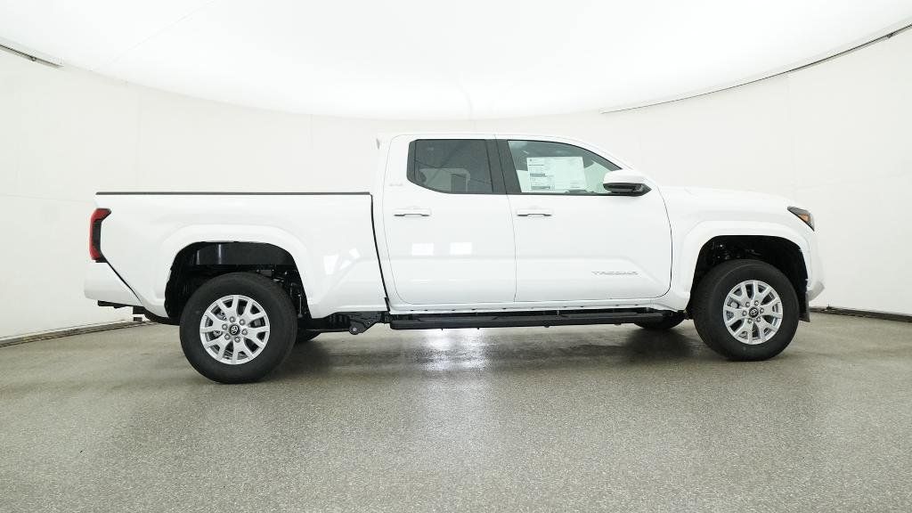 Thumbnail: 2025 Toyota Tacoma - 13