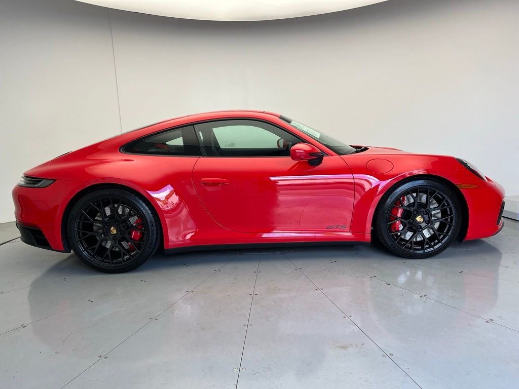 Thumbnail: 2023 Porsche 911 - 23