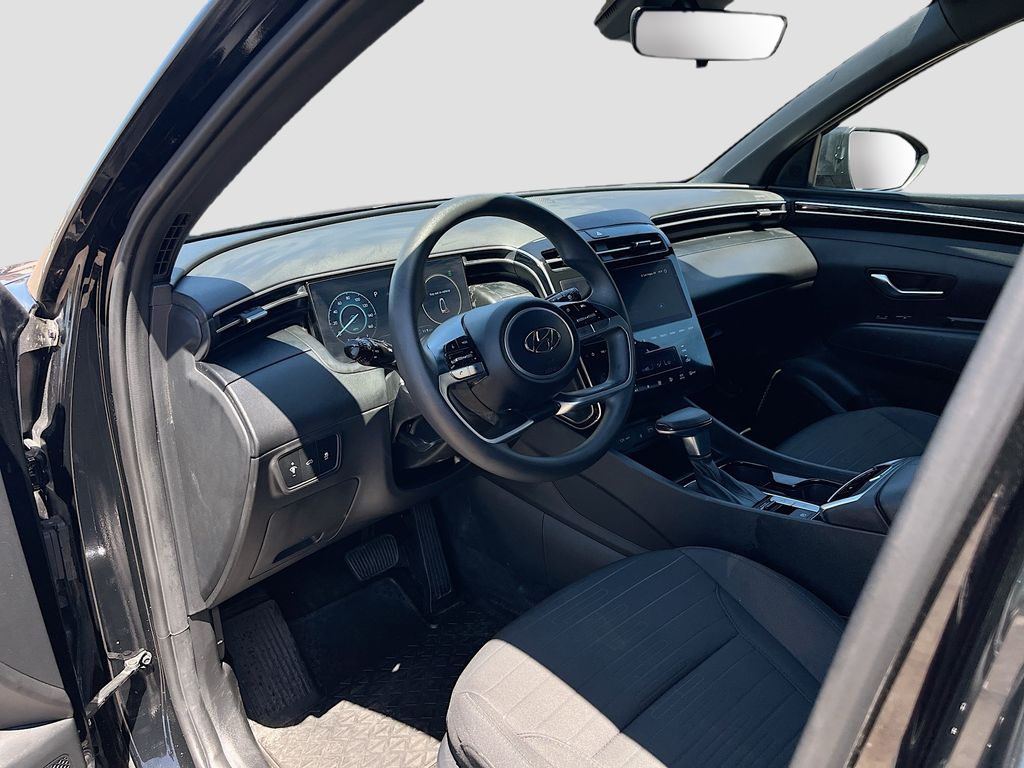 Used 2024 Black Hyundai SEL image 9
