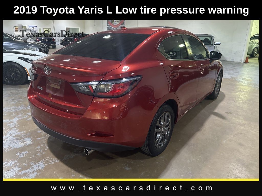 2019 Toyota Yaris L 13