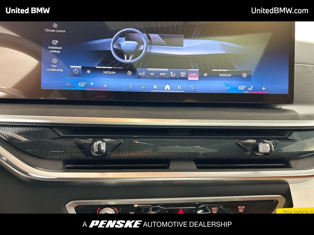Thumbnail: 2026 BMW X7 - 19