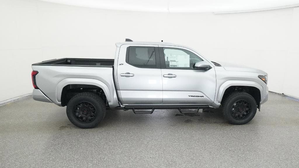 Thumbnail: 2025 Toyota Tacoma - 14
