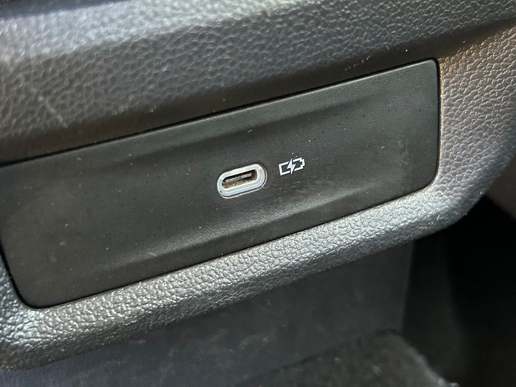 Used 2025 Volkswagen Taos SUV