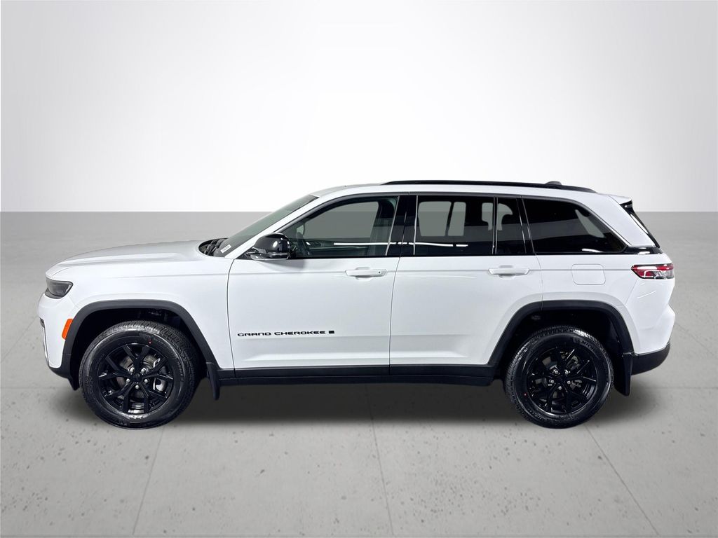 2026 Jeep Grand Cherokee Laredo