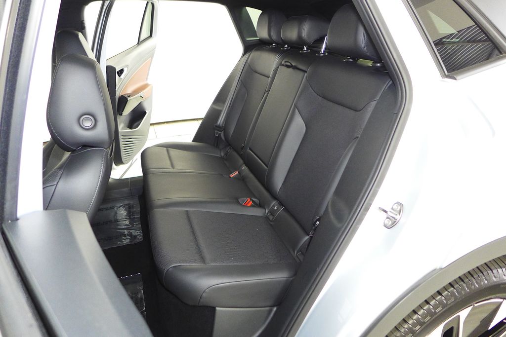 Thumbnail: 2022 Volkswagen ID.4 - 21