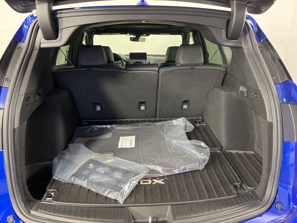 Thumbnail: 2026 Acura RDX - 19