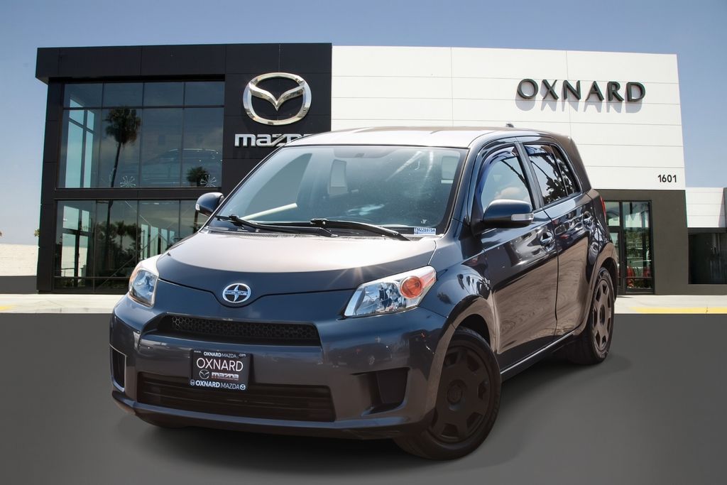 Magnetic Gray Metallic 2012 Scion xD Hatchback Front-Wheel Drive 4-Speed Automatic Overdrive