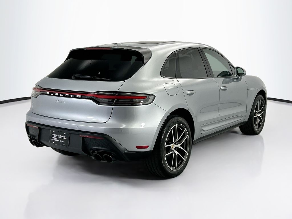 Thumbnail: 2025 Porsche Macan - 7