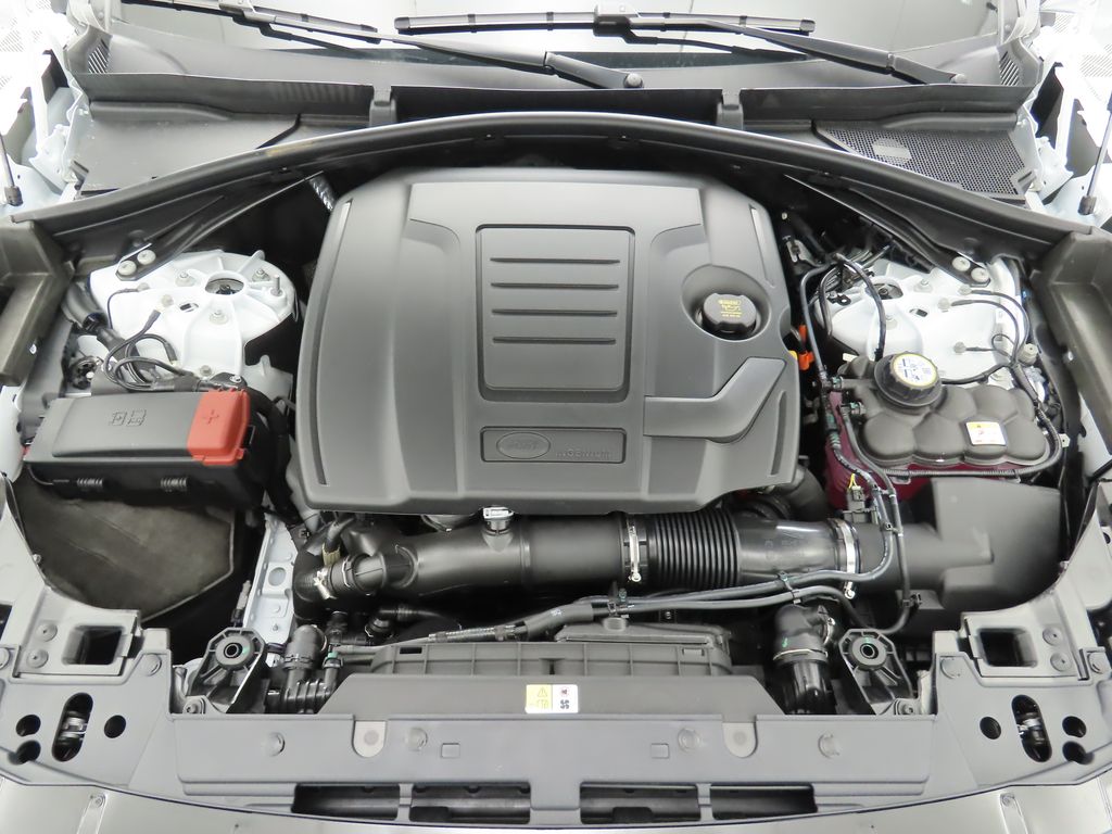 2026 Land Rover Range Rover Velar Dynamic SE 29
