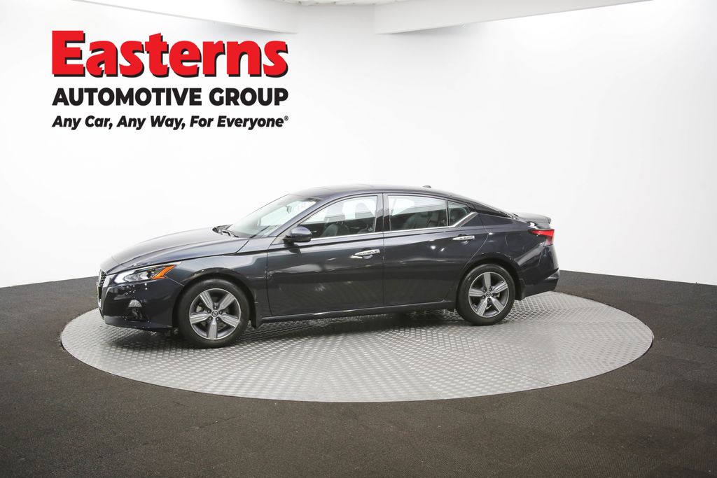Used 2022 Blue Nissan 2.5 SL image 57